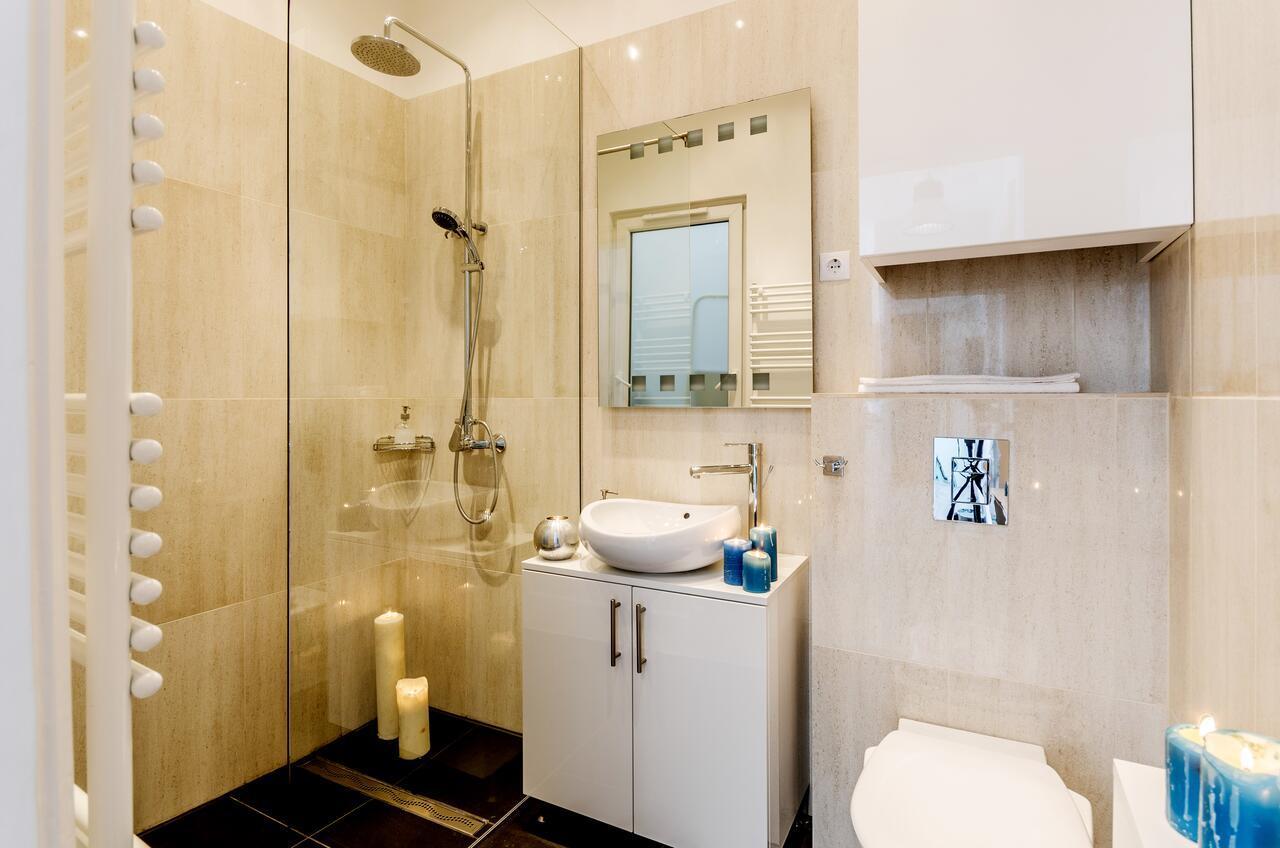Luxury Paulay Street Apartment Budapest Bagian luar foto